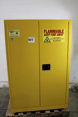 Eagle 4510 Flammable Liquid Safety Storage Cabinet 45-Gallon Capacity-cover