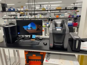 Keyence BZ-X810 All-In-One High-Resolution Fluorescence Microscope System, 2 of 5