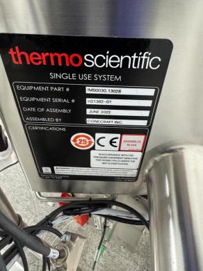 Thermo Scientific HyPerforma Single-Use Mixer Model IM00030.13028-cover
