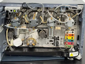 Waters Acquity Binary Solvent Manager HPLC Solvent Delivery System, 2 of 4