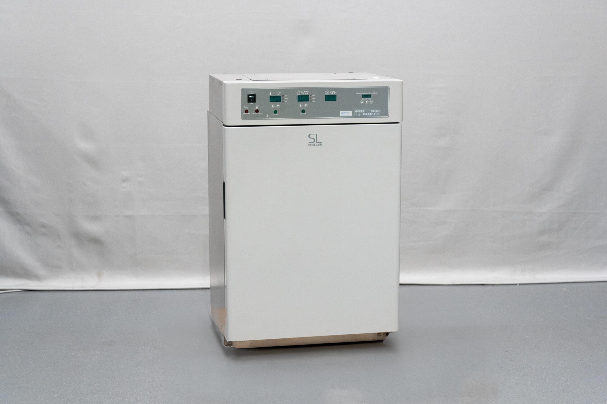 Shel Lab IR2424 Water Jacketed CO2 Incubator