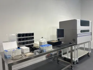 Roche MagNa Pure 96 Automated Nucleic Acid Purification System, 2 of 4