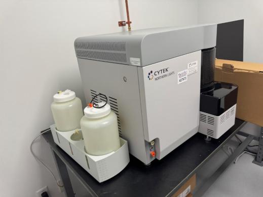 Cytek Northern Lights N7-00008 Benchtop Flow Cytometer with 3-Laser RBV Configuration-cover