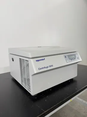 Eppendorf 5810 Benchtop Centrifuge with Fixed-Angle Rotor and Digital Control Panel