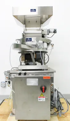 R-Tech Feeders Model 15-110AC-FC-B-H-CS Vibratory Bowl Feeder with Hopper, 110V 60Hz