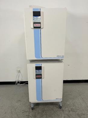 Thermo Scientific Double Stack HERAcell 150i CO2 Incubator for Cell Culture Applications-cover