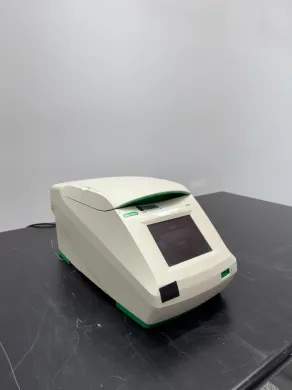 Bio-Rad T100 Thermal Cycler