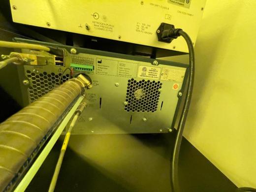 Waters ACQUITY UPLC System with PDA Detector, QDa Mass Detector, and Integrated Nitrogen Generator-cover