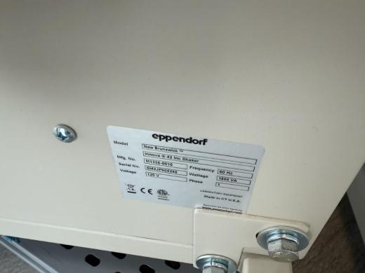 New Brunswick Innova 42 Double Stack Incubator S | QuestPair
